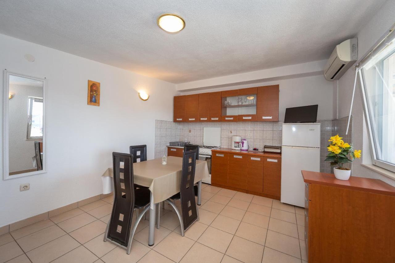 Apartmani Dada Biograd Na Moru Εξωτερικό φωτογραφία