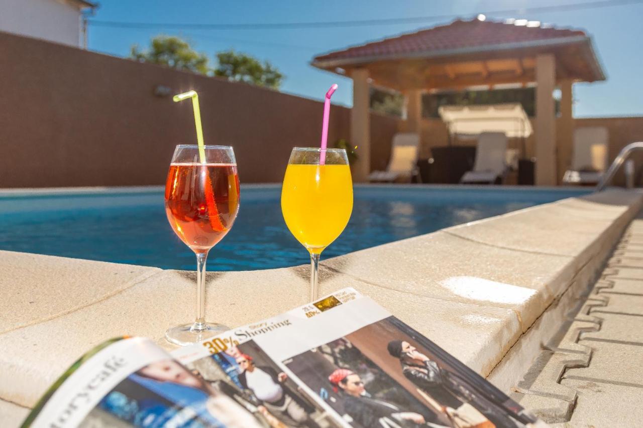 Apartmani Dada Biograd Na Moru Εξωτερικό φωτογραφία