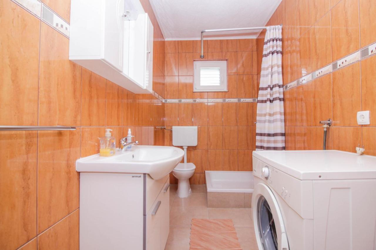 Apartmani Dada Biograd Na Moru Εξωτερικό φωτογραφία